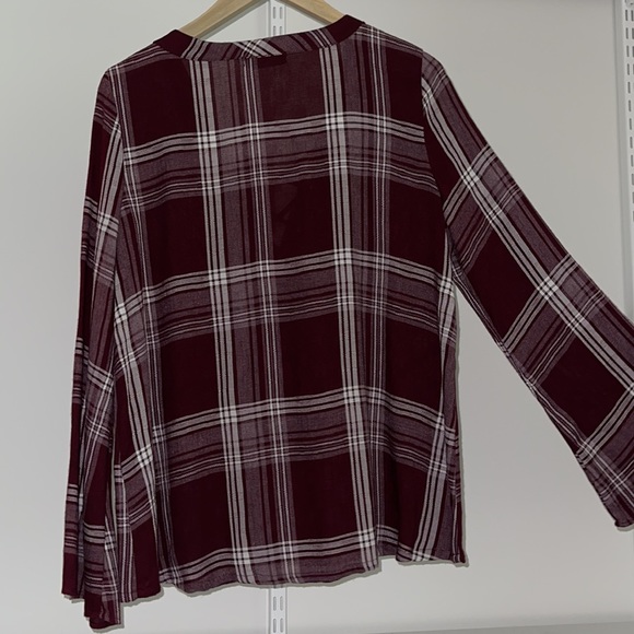 NWT WOMEN’S LACE UP PLAID BELL SLEEVE TOP - Picture 5 of 5